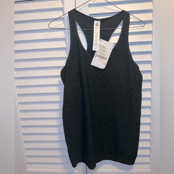 Brand New Fabletics Racerback Tank! - Picture 2 of 3
